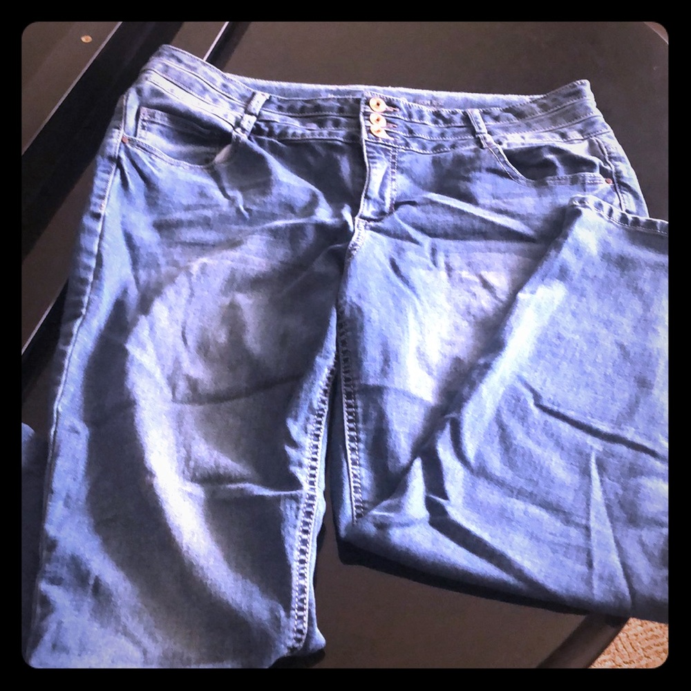 Jeans
